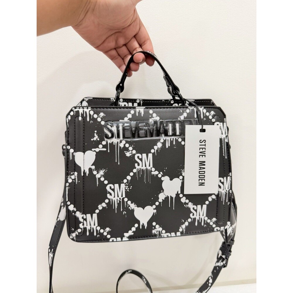 Steve Madden Bevelyn Halloween Bleeding Hearts Crossbody Bag Black & White